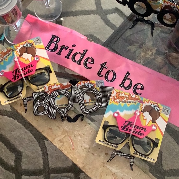 Bridal party set - Picture 3 of 5